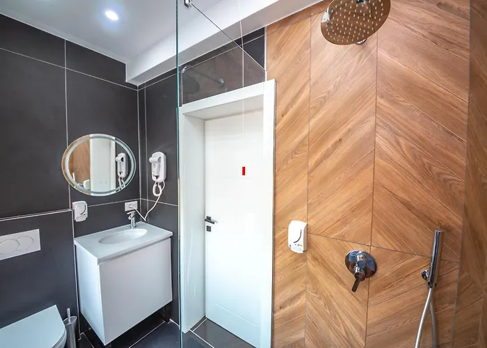 Apartment Downtown Boutique Tirana