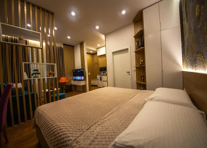 Downtown Boutique Apartment