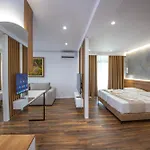 Apartment Downtown Boutique Tirana