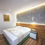 Apartment Downtown Boutique Tirana