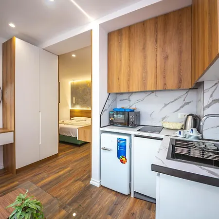 Downtown Boutique * Tirana