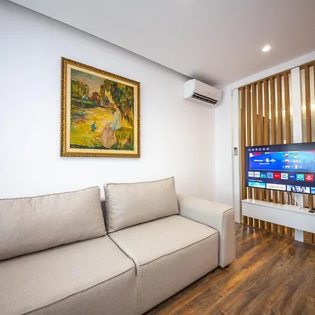 Downtown Boutique Apartment Tirana