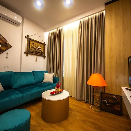 Downtown Boutique Apartment