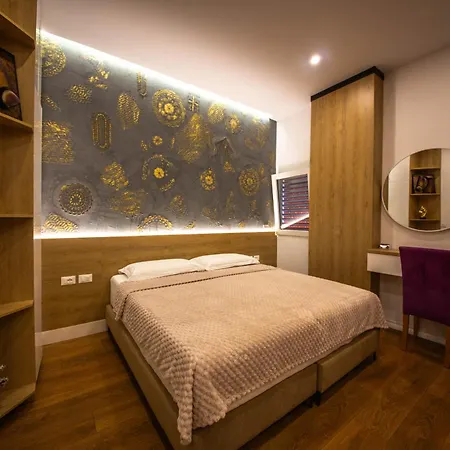 Downtown Boutique * Tirana