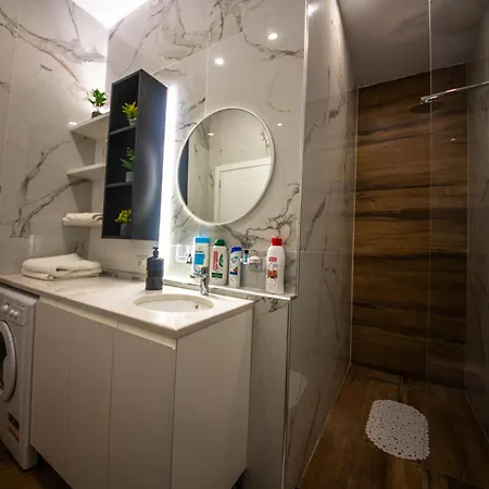 Downtown Boutique Apartment Tirana