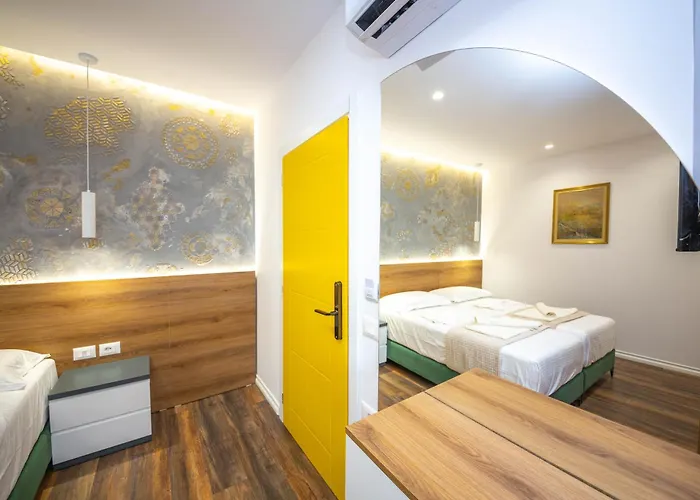 Downtown Boutique Apartment